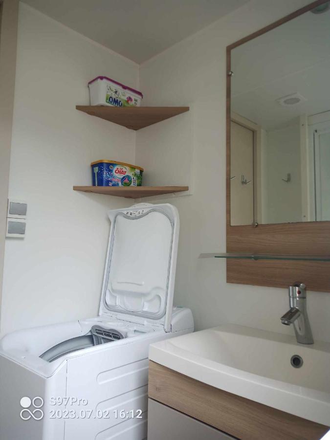 Mobil-Home 6/8 Personnes Au Domaine De Kerlann, ポン・タヴェン エクステリア 写真